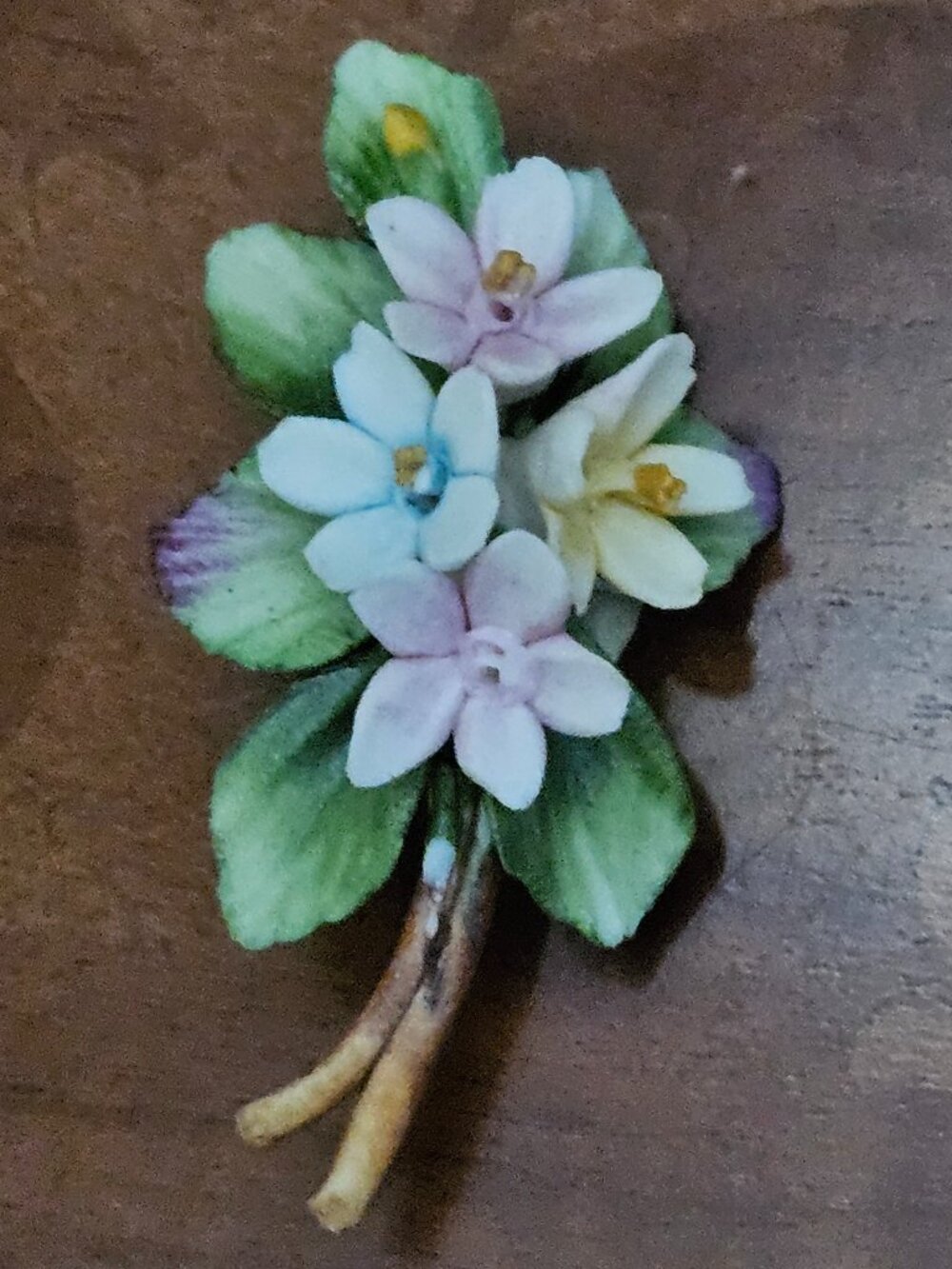 RARE VINTAGE CAPODIMONTE ITALY PORCELAIN FLOWER FLORAL SPRAY PIN BROOCH
